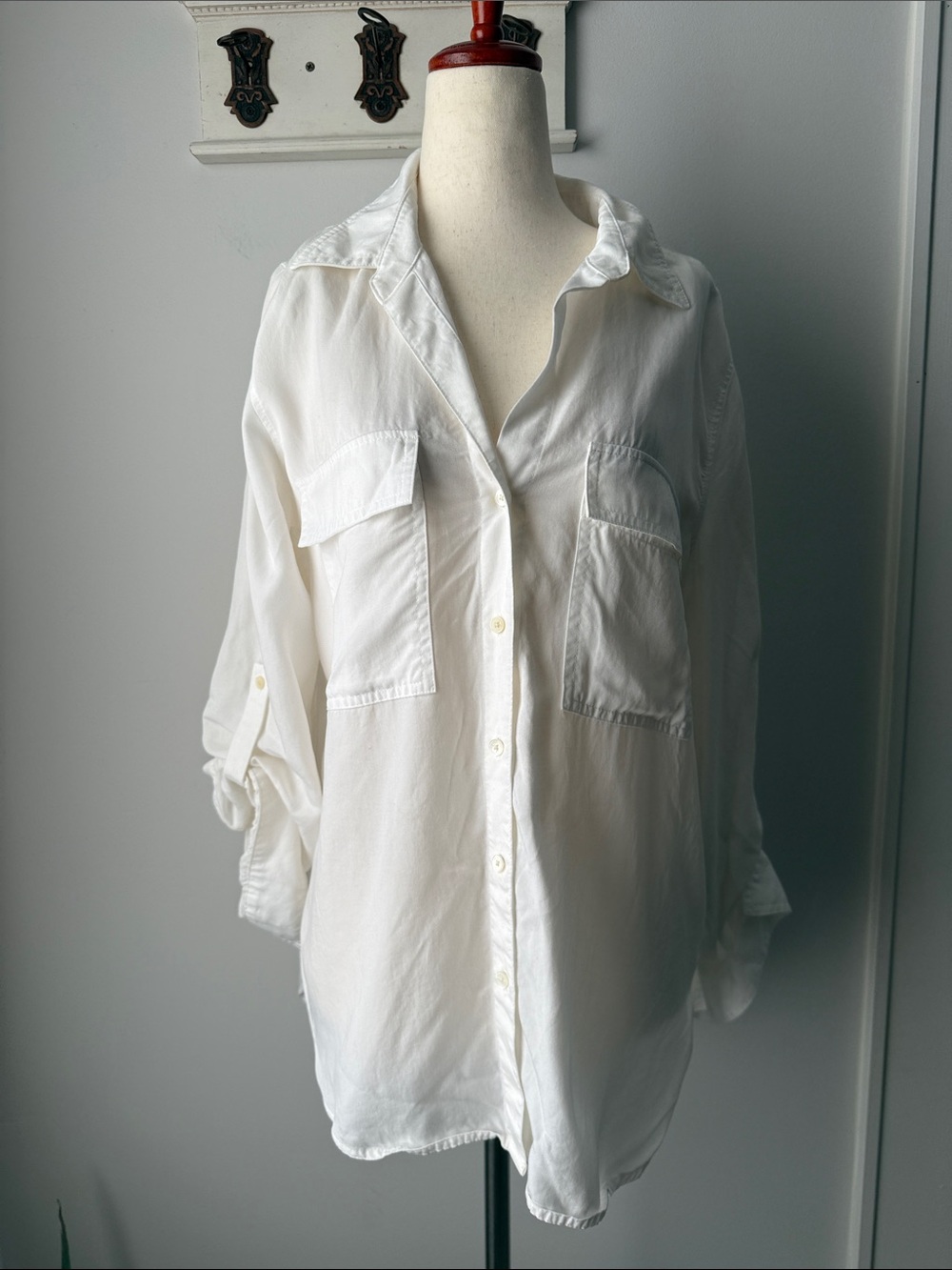 Babaton White Relaxed Button-Down Utility Shirt